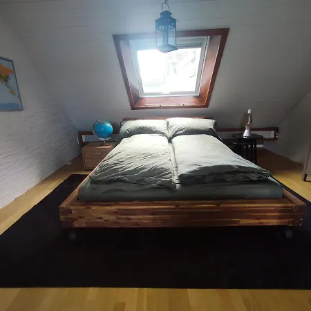 Cozy Penthouse In Bern Center